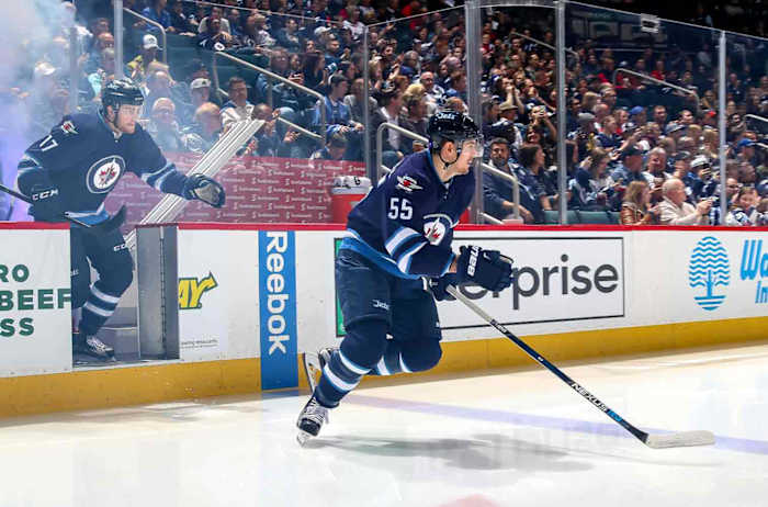 Mark-Scheifele-centers-Jonathan-Kozub.jpg